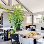 1 Hotel Narbonne