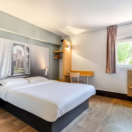 Hotel 1